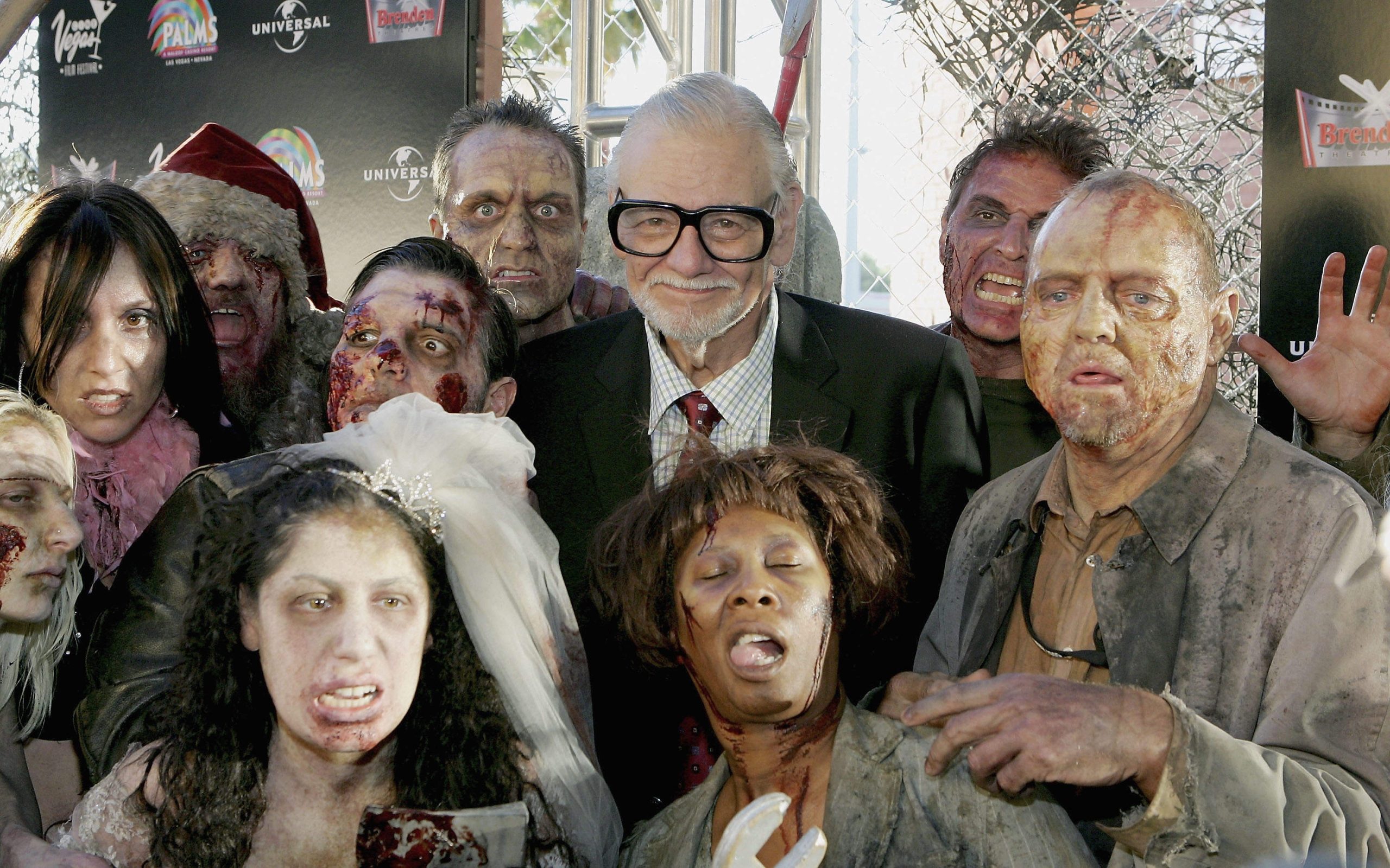 Zombies: living history through the living dead