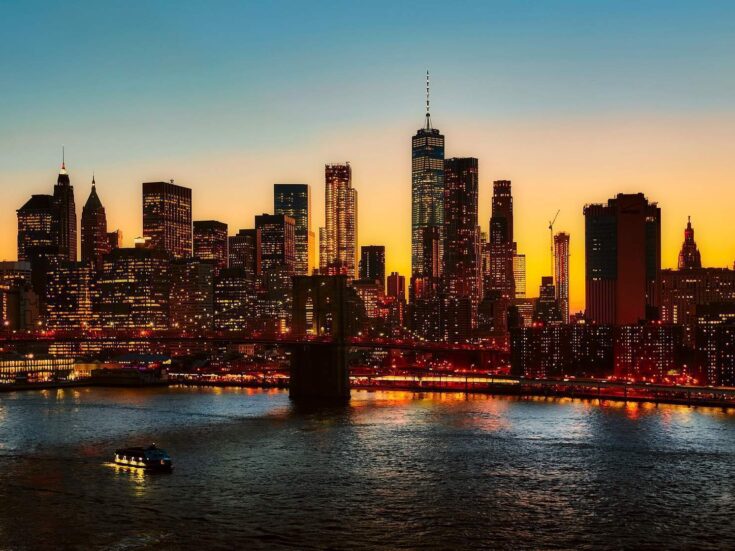 A Weekend in New York: an over-crowded and confusingly transatlantic novel