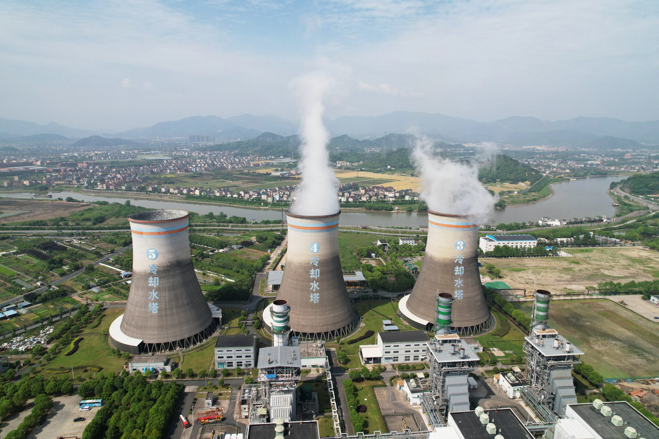 How China became the world’s biggest CO2 emitter