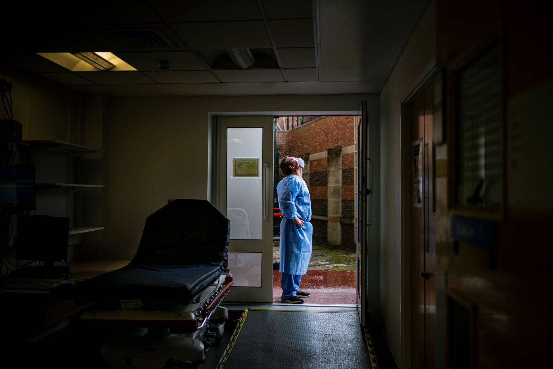 Will there be a 2021 winter lockdown? Prepare for “further firebreaks”, doctors warn ahead of “knife-edge” winter for NHS