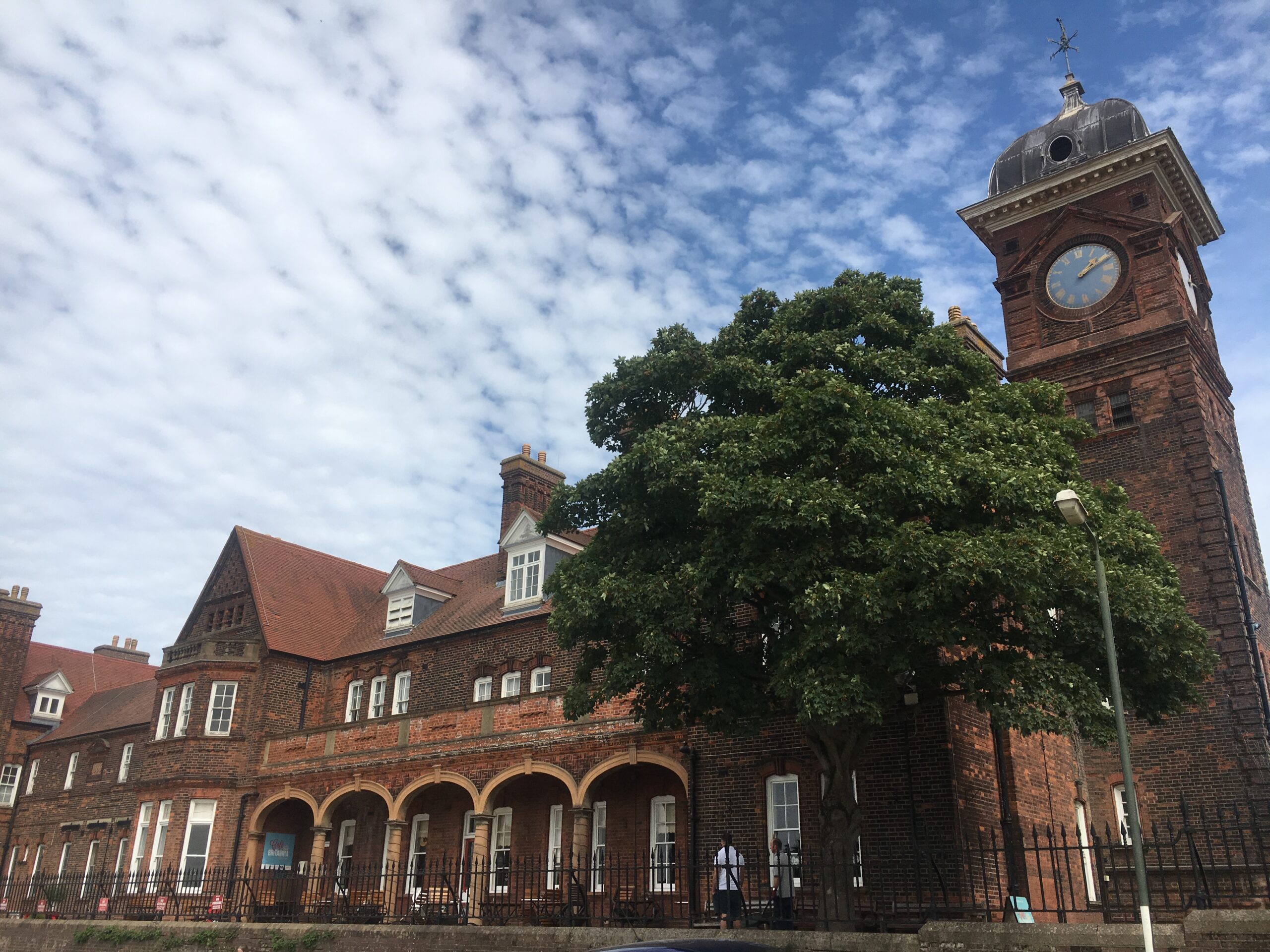 Crumbling Britain: Inmates and customers lose “lifeline” as prison café closes