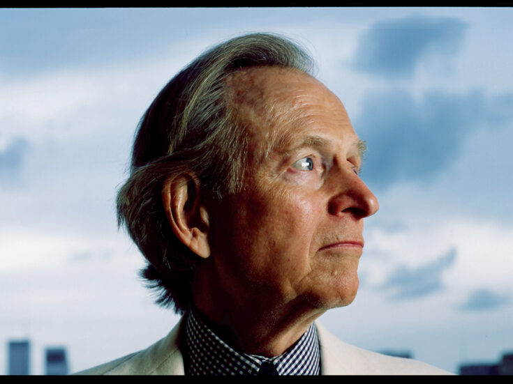 Why does no one write like Tom Wolfe any more?