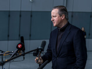 David Cameron's West Wing polish is putting Rishi Sunak to shame