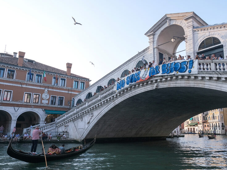 Jeff Bezos's Venetian wedding is a pageant of bad taste