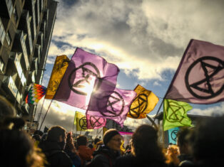 Door-knocking or fascism