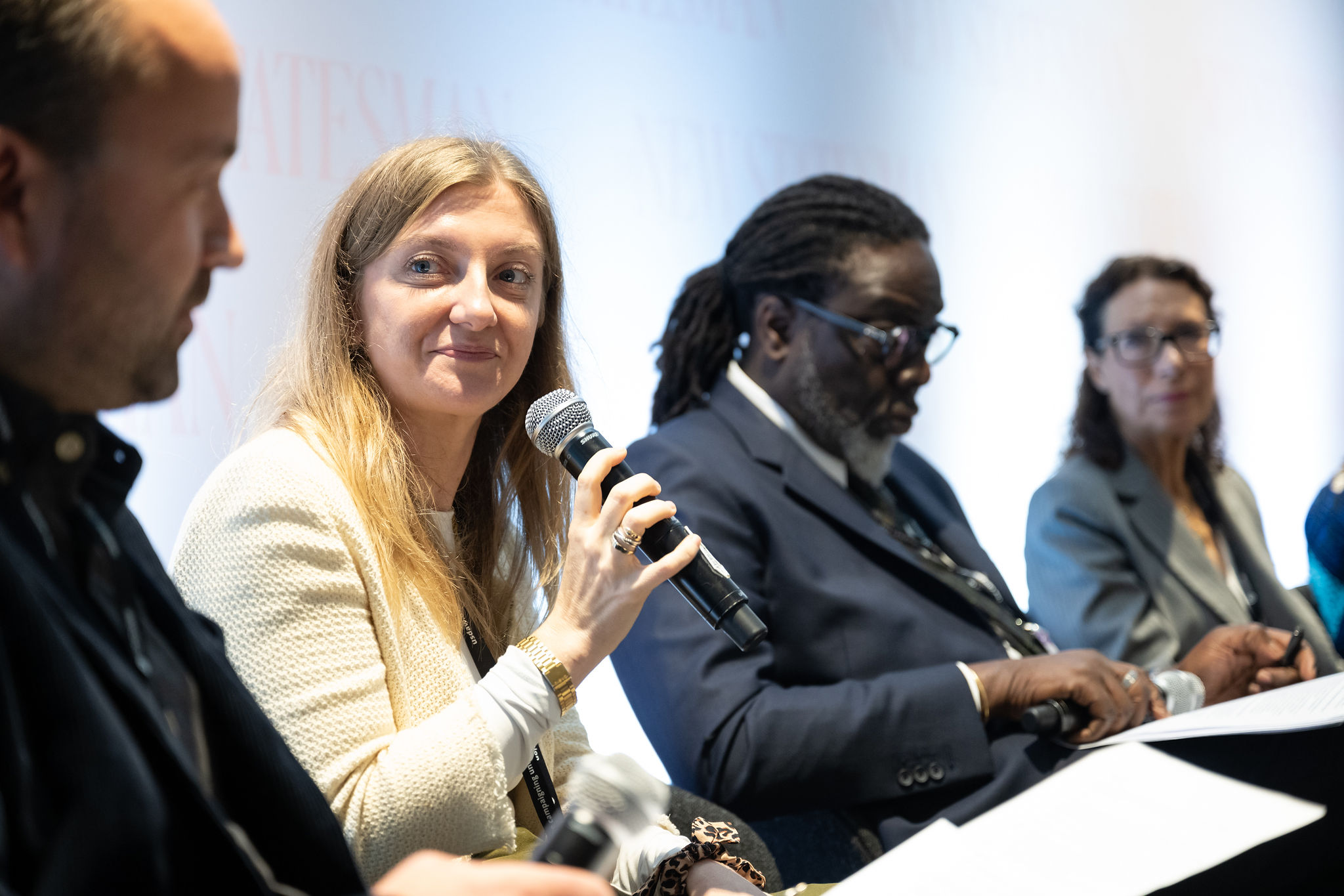 Working together to improve mental health Working together to improve mental health