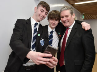 Is Keir Starmer simply too uncharismatic for TikTok?