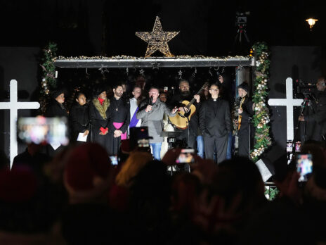 Tommy Robinson’s Christmas carols culture war Tommy Robinson’s Christmas carols culture war