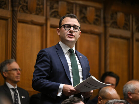 Farage target rules himself out