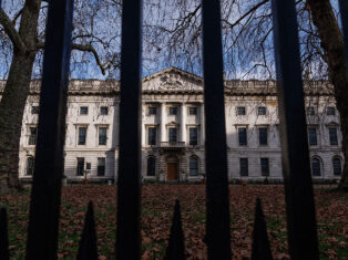 UK approves plans for Chinese “mega-embassy”