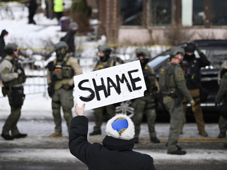 On patrol with Ice-spotters in Minneapolis