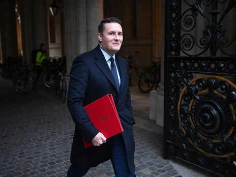 Wes Streeting brands anti-Burnham briefings as "disgraceful"