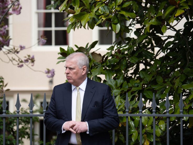 Photo of Gordon Brown: Police need to interview Andrew