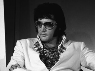 In Vegas, Elvis performed for himself alone