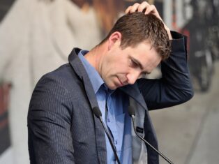 “Dismay” as No 10 works with Brendan Cox after misconduct claims