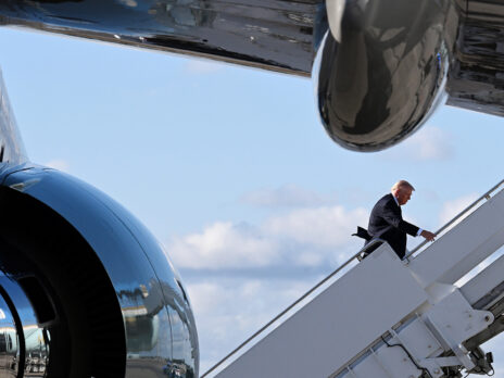 Trump’s goal is clear: bring down the Iranian regime and walk away 