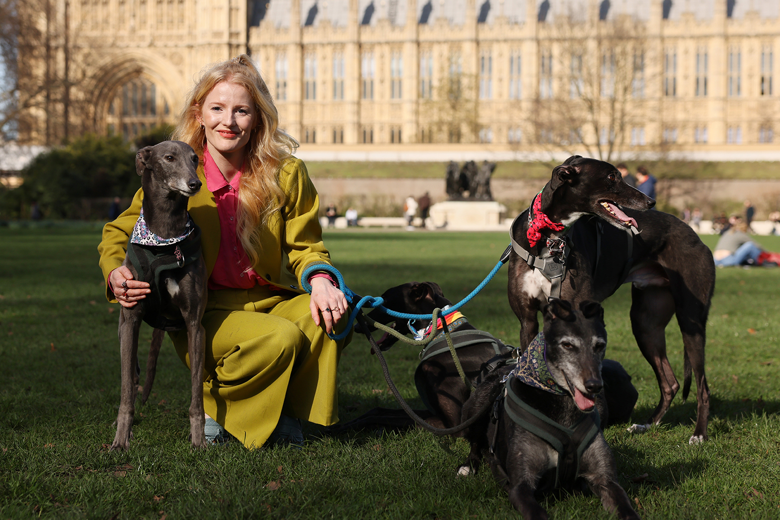 newstatesman.com - Anoosh Chakelian - Politicians are fighting for a working class that no longer exists