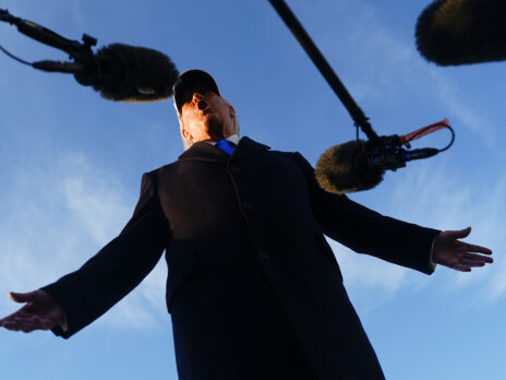 Tucker Carlson vs Donald Trump