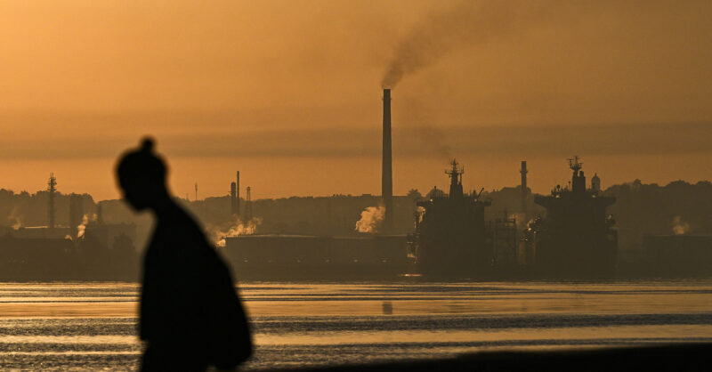 Watching the lights go out in Havana