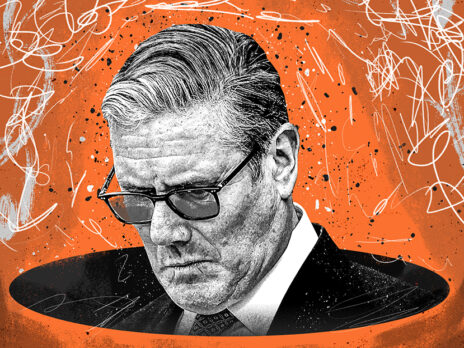 Keir Starmer puts his fists up