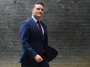 It's confirmed: Wes Streeting will run for Labour leader