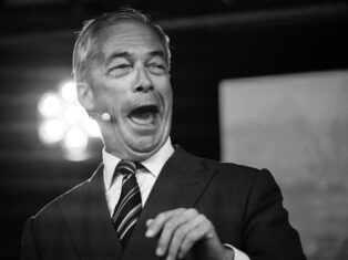 Nigel Farage’s £5 million “reward” from crypto billionaire