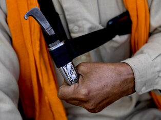 Don't ban the kirpan