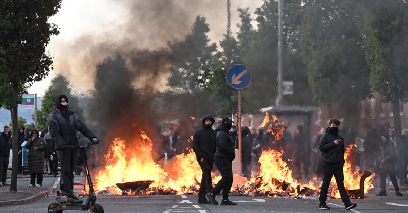 The far right are stoking the violence in Belfast