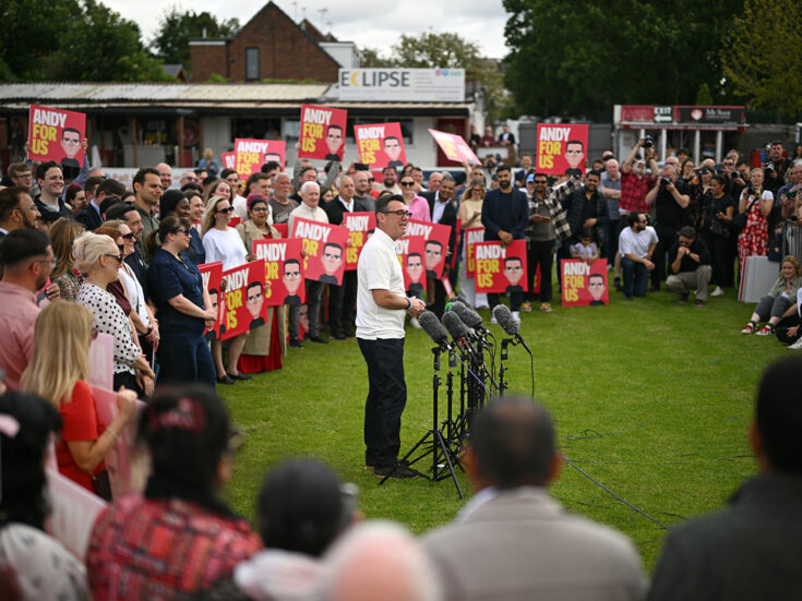 The Prime Minister against the mainstream media