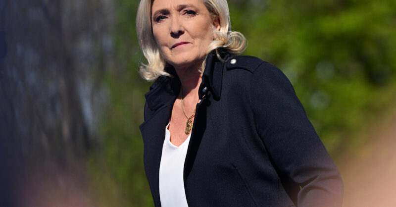 Farage's migrant plan could help Le Pen reshape Europe