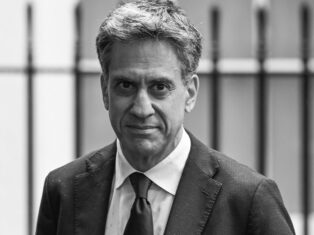 Ed Miliband resets relations with Israel