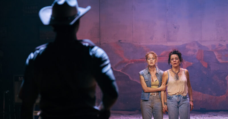 Das Musical zu Thelma & Louise kann dem Film nicht das Wasser reichen