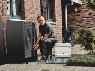 Installers hold the key to the UK's heat transition