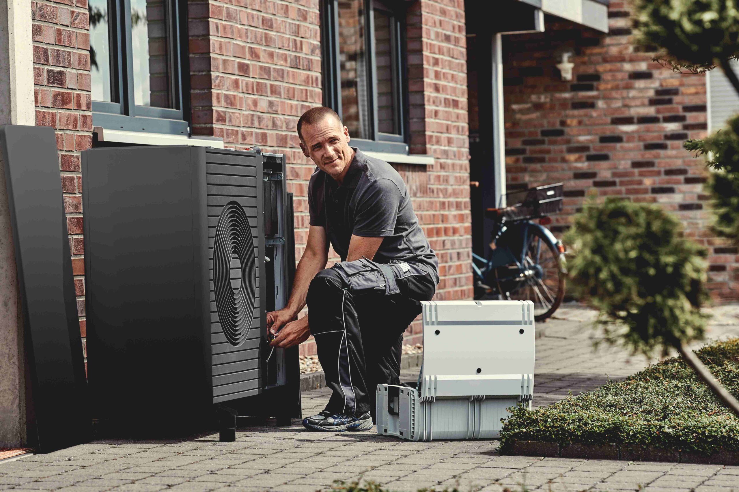 Installers hold the key to the UK's heat transition